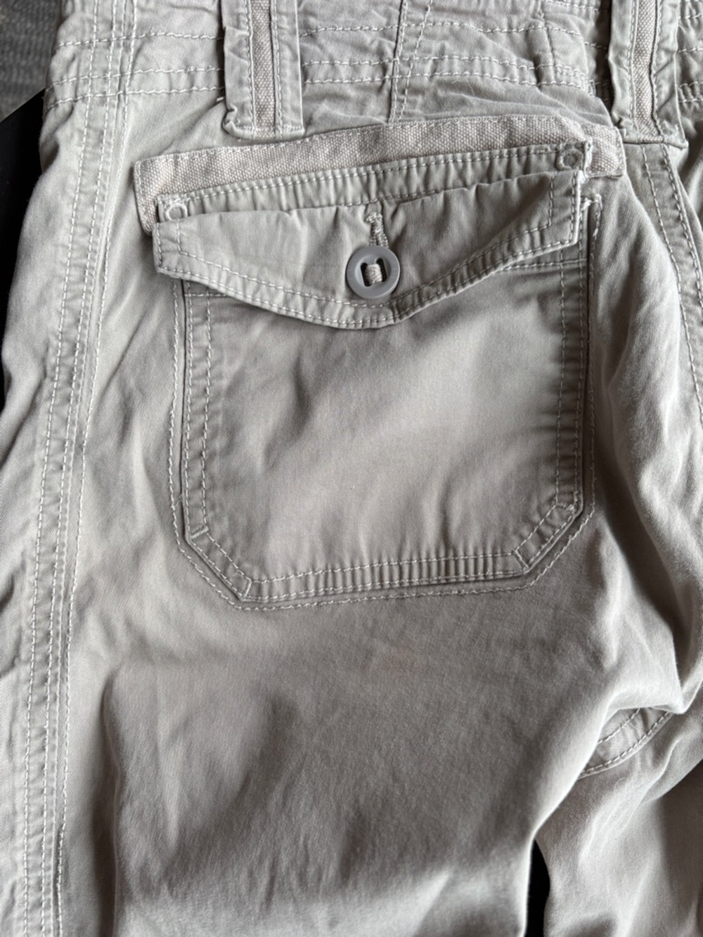 AVENTURA organic cotton Arden adjustable button tab Capri pants taupe stretchy 8 - Picture 4 of 11